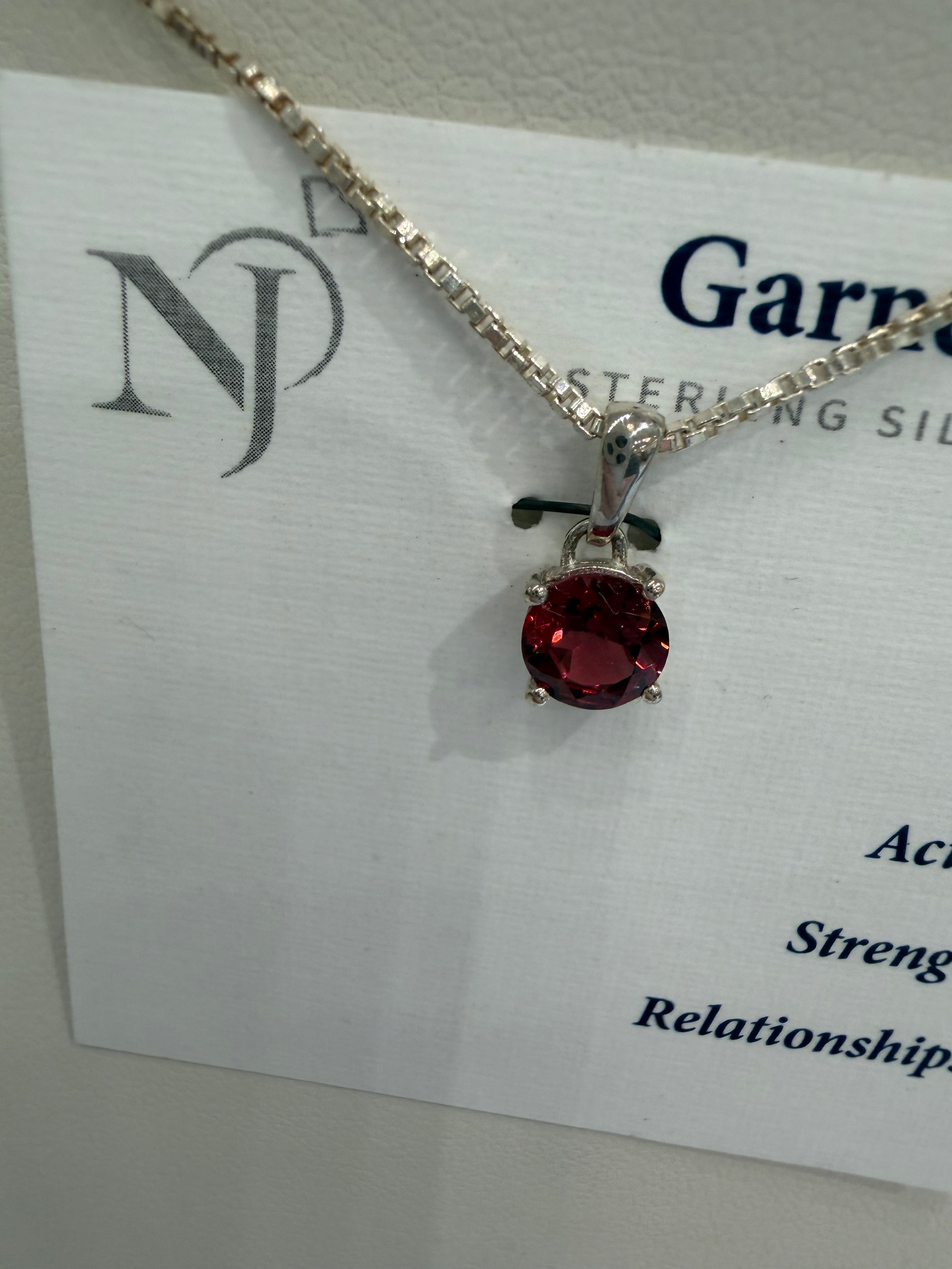Garnet silver necklace