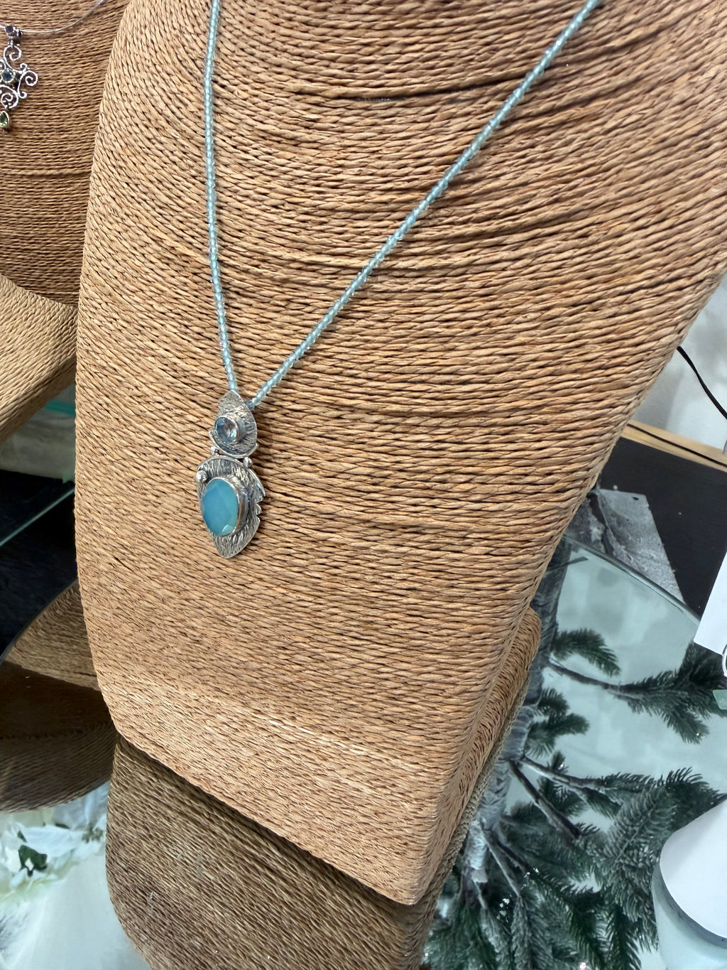 Aqua neckace