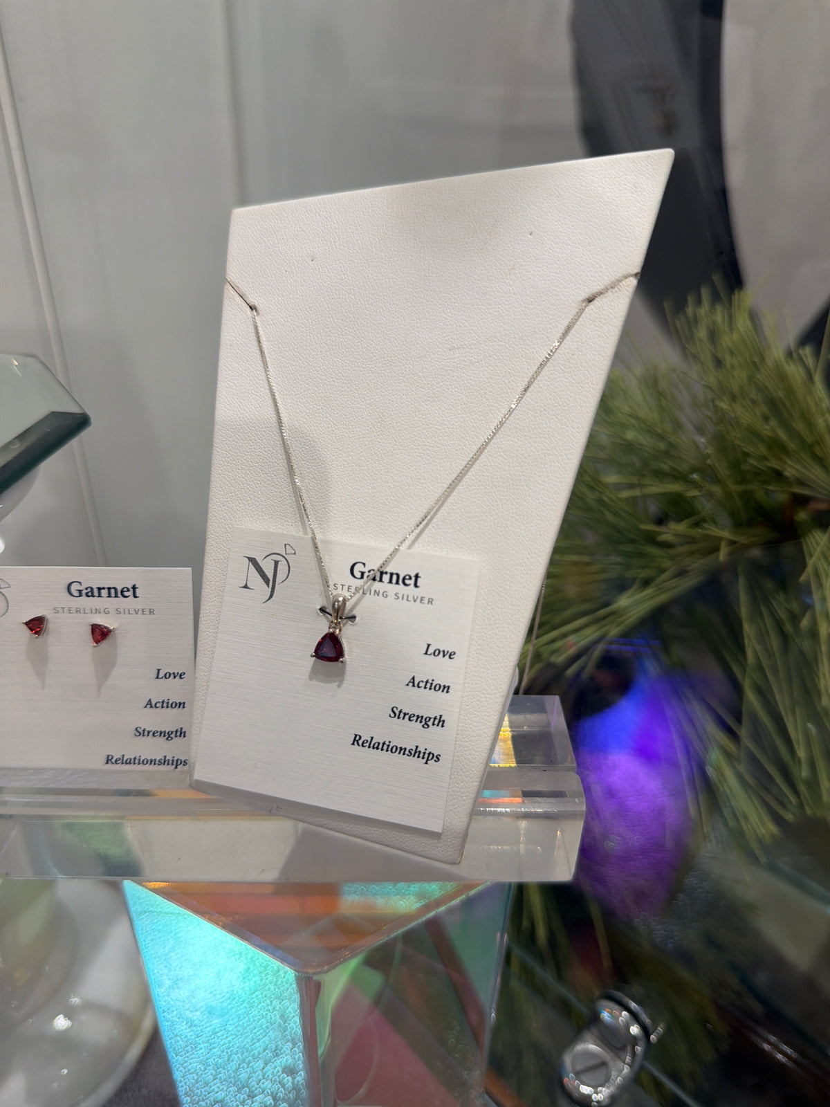 Garnet pendant